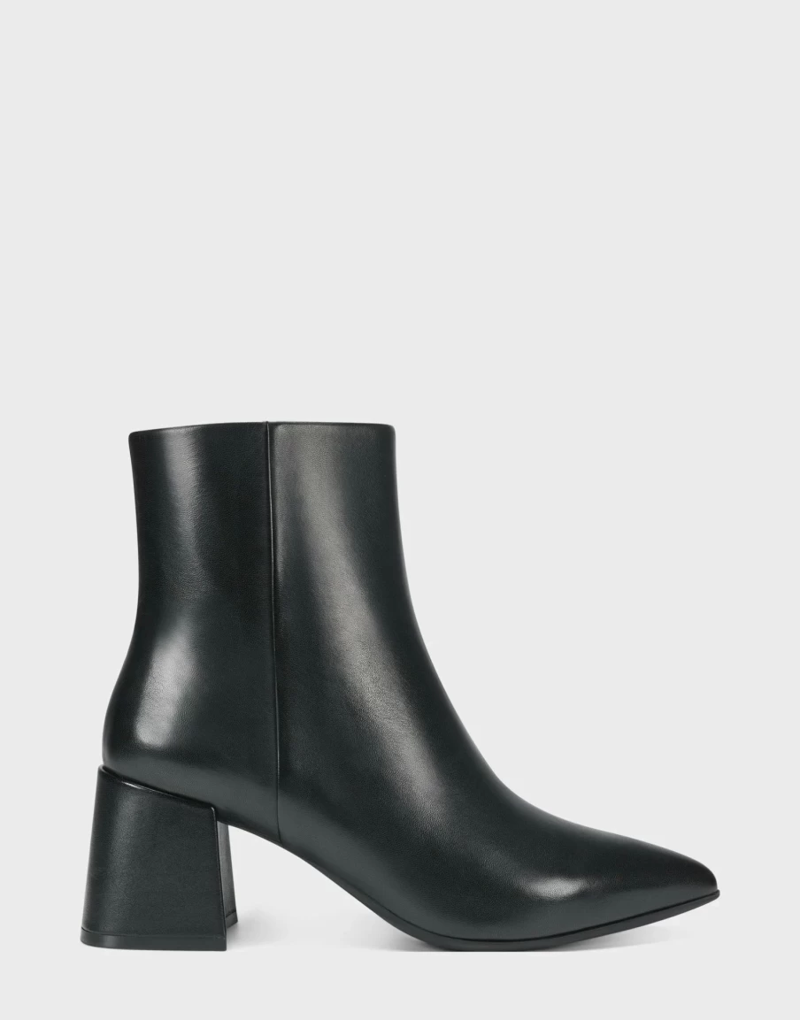 Aerosoles Women'S Ankle Boot In Black Best