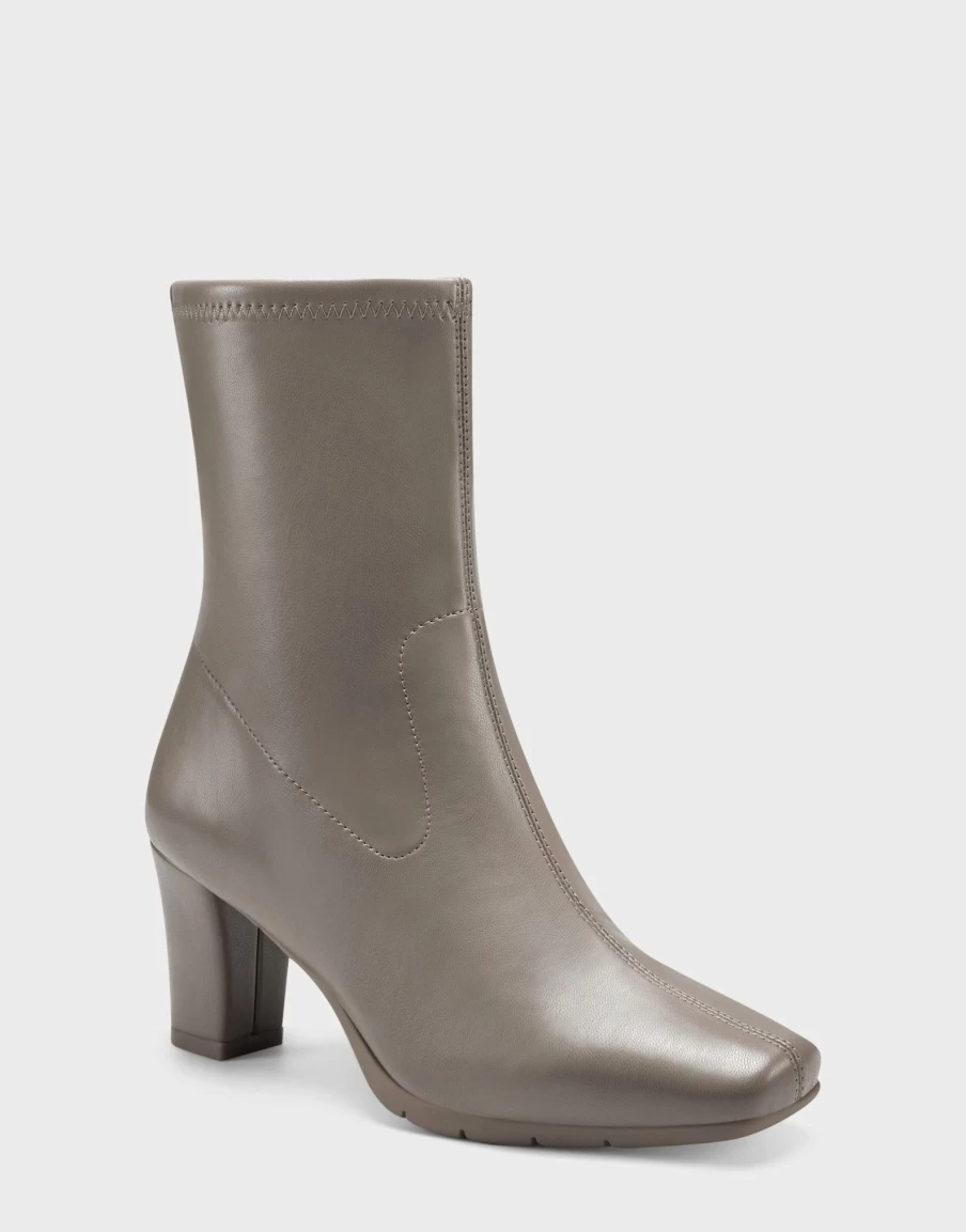 Aerosoles Women'S Ankle Boot In Taupe Wholesale