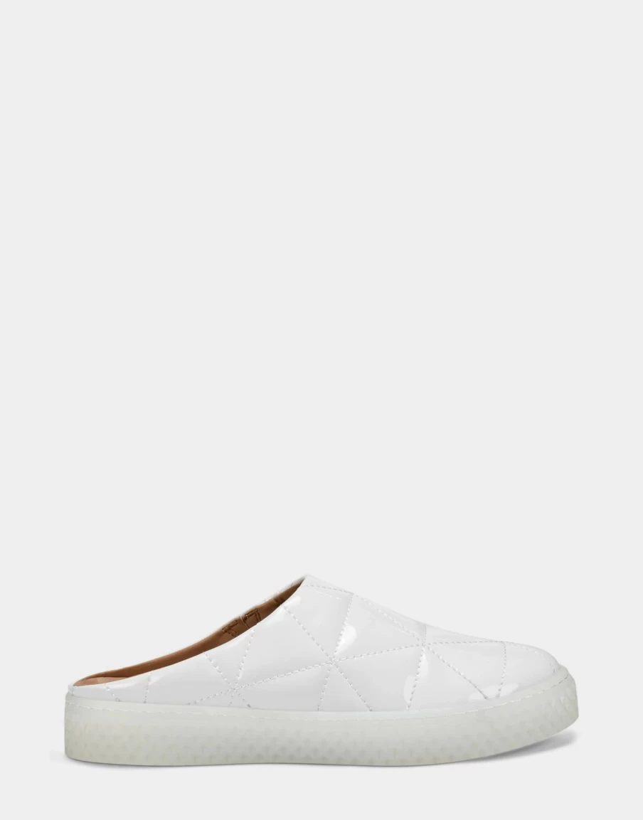Aerosoles Women'S Sneaker In White Online
