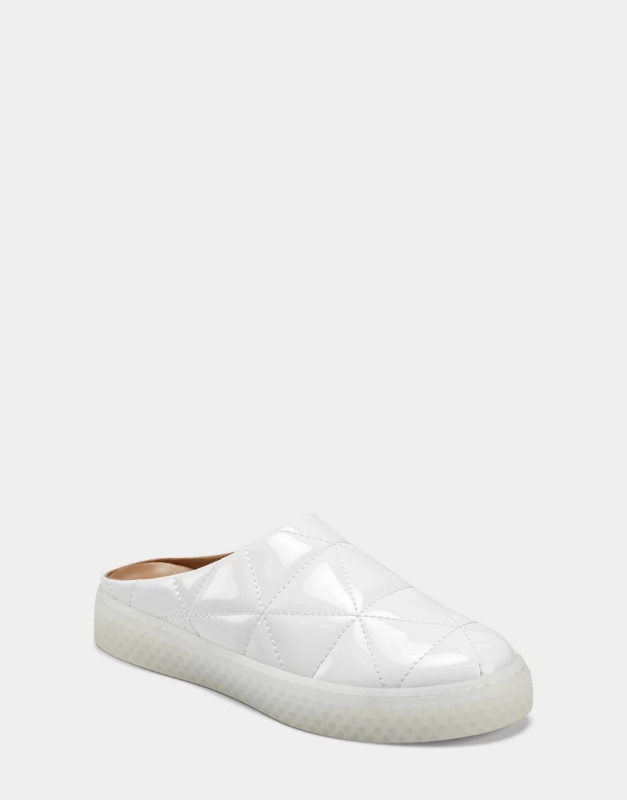 Aerosoles Women'S Sneaker In White Online