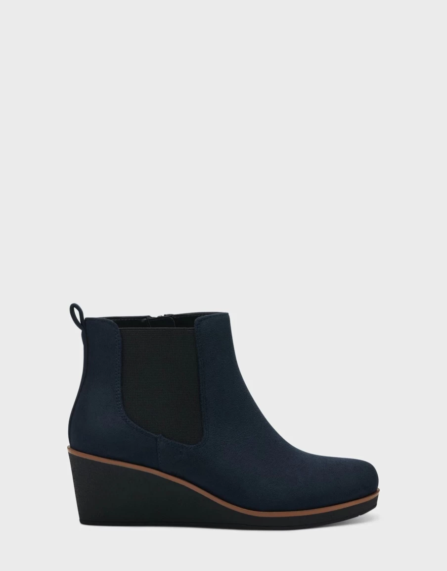 Aerosoles Women'S Ankle Boot In Navy Best