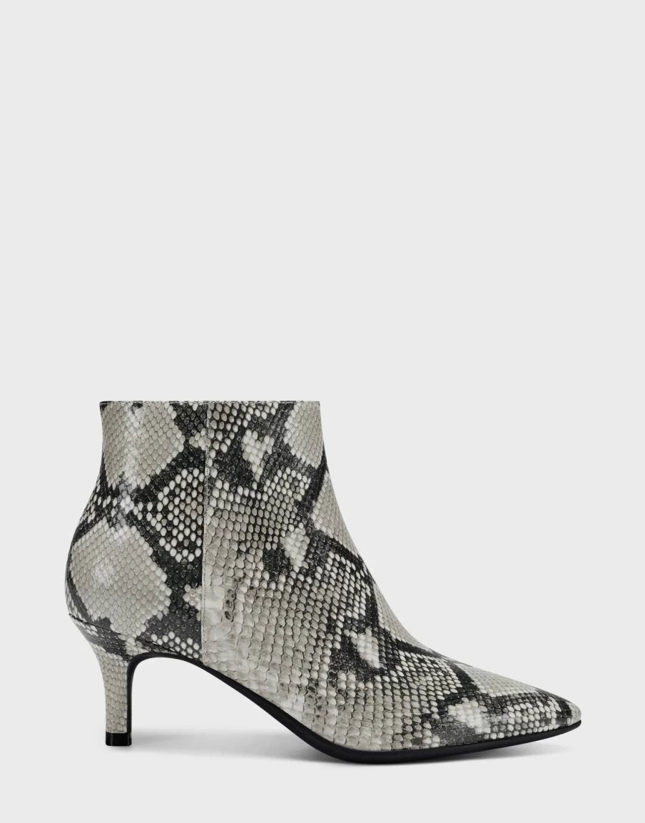 Aerosoles Epigram Clearance
